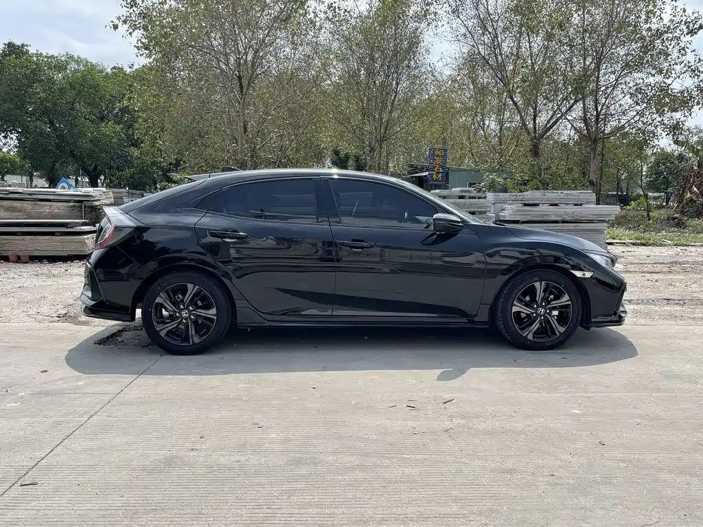 Honda Civic — миниатюра 4