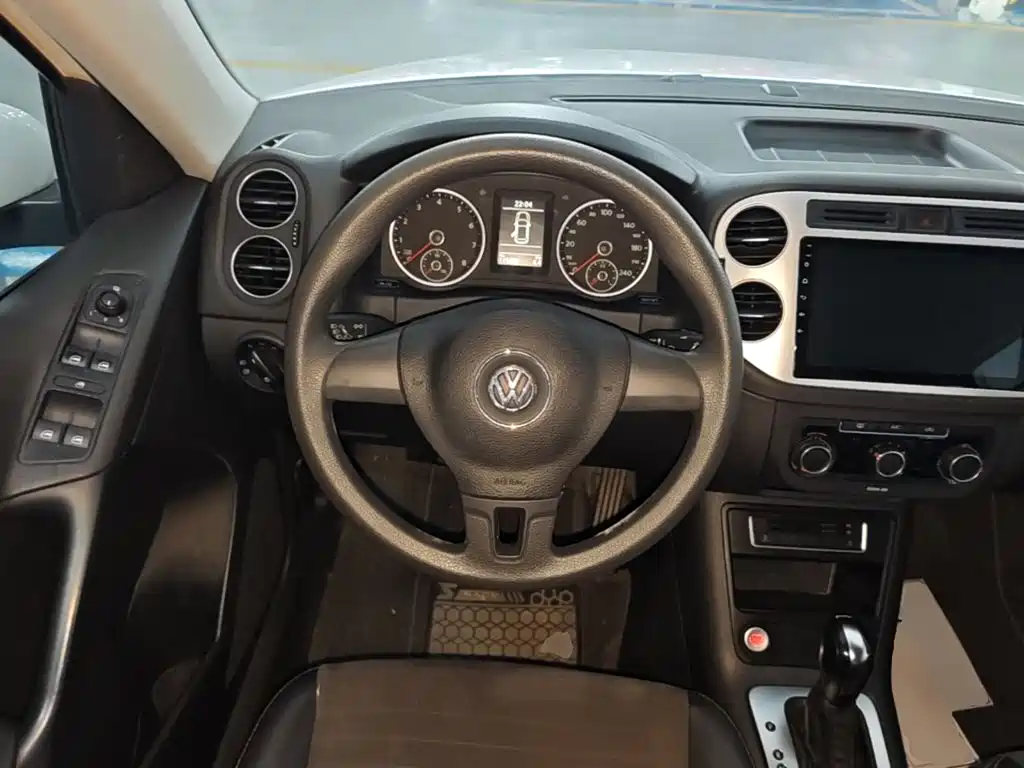 Volkswagen Tiguan — миниатюра 11
