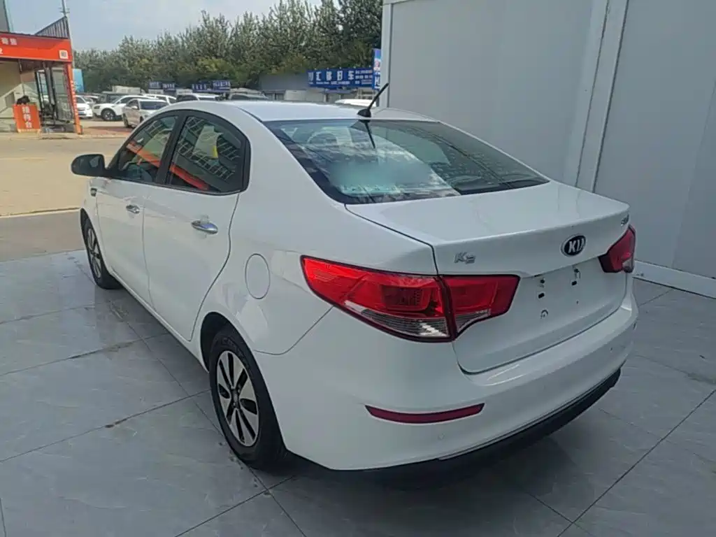 Kia K2 — миниатюра 5