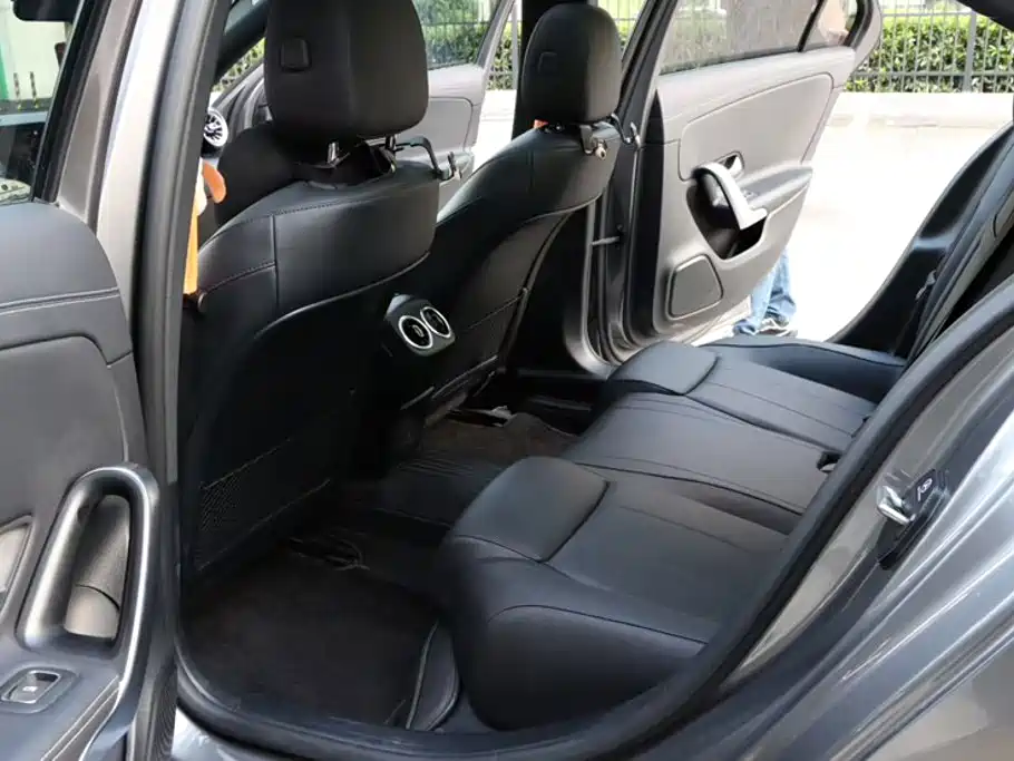 Mercedes-Benz A-Class — миниатюра 11