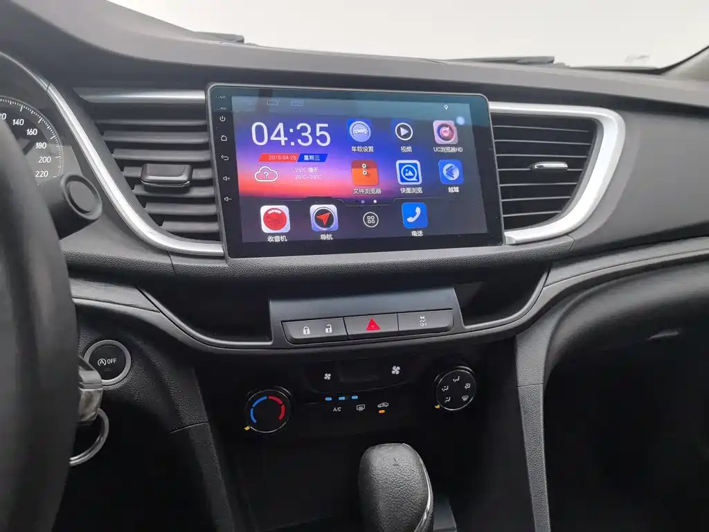 Buick Excelle — миниатюра 12