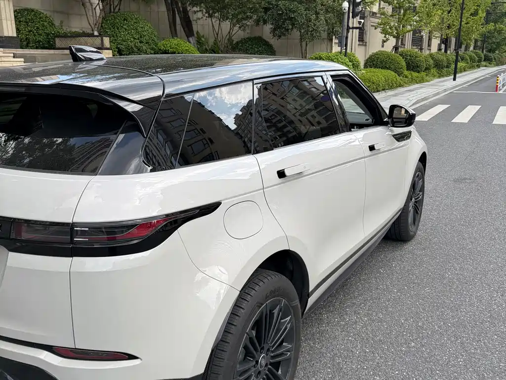 Land Rover Evoque — миниатюра 3