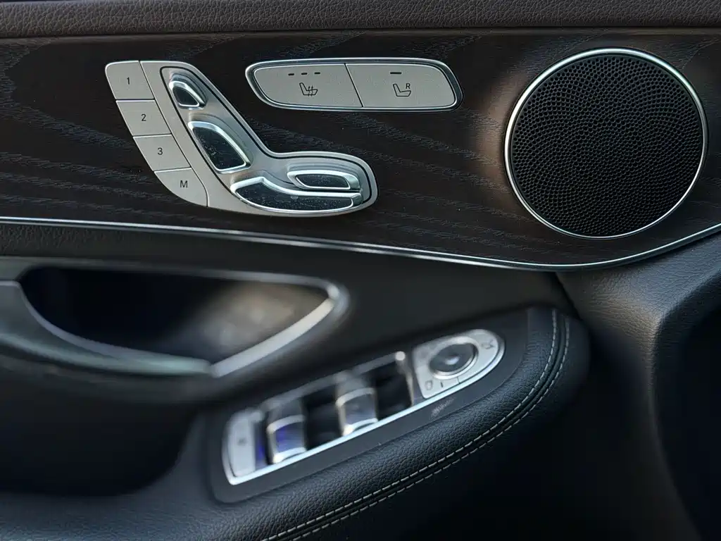 Mercedes-Benz GLC — миниатюра 15