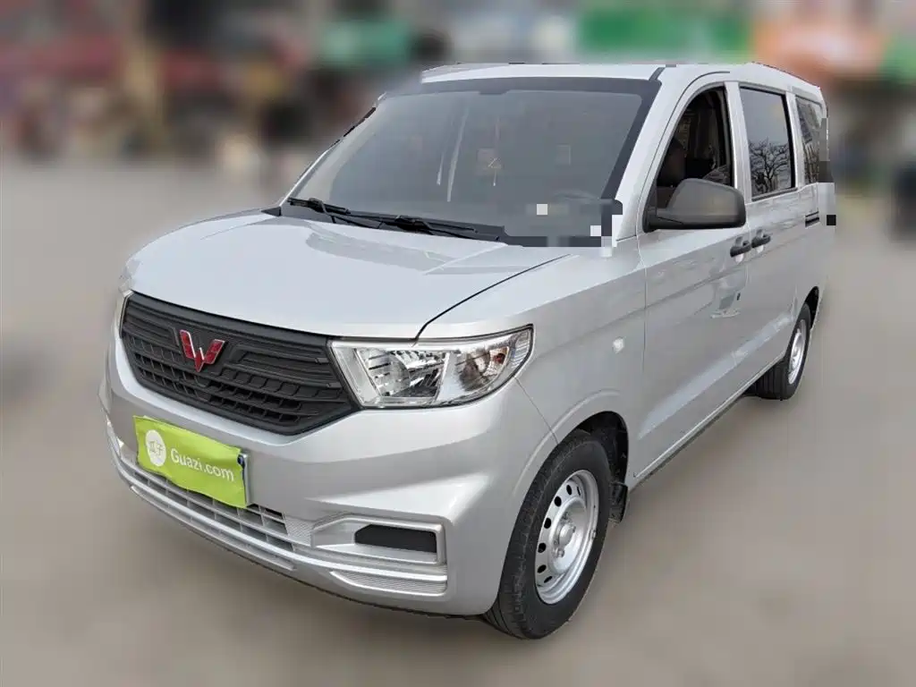 Wuling Hongguang V 2022