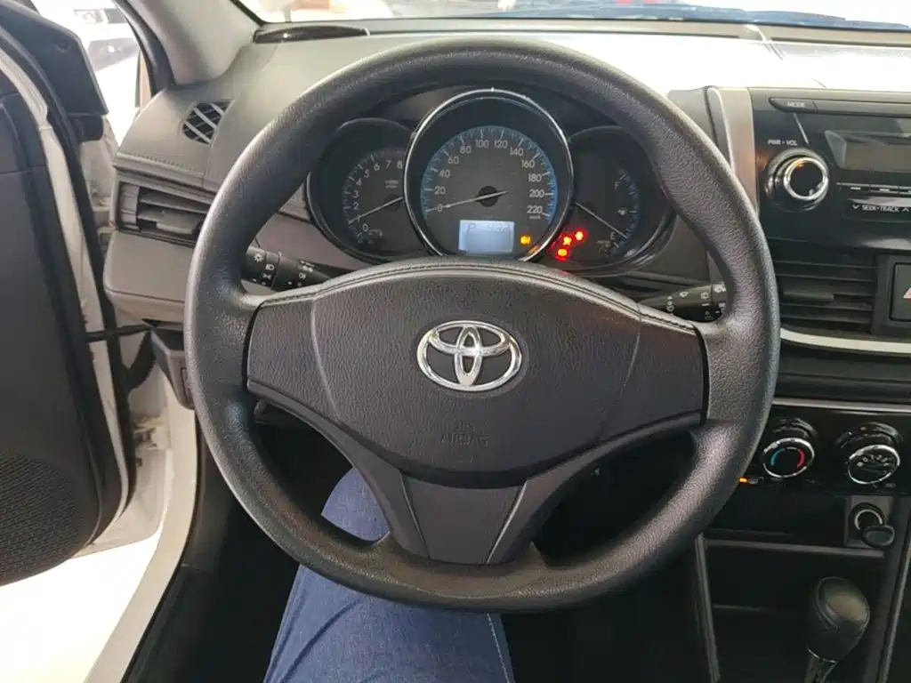Toyota Vios FS — миниатюра 11