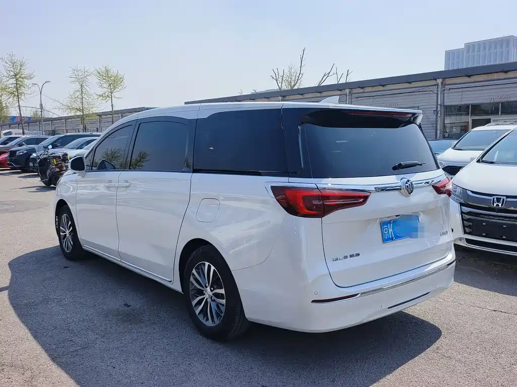 Buick GL8 2023 ES Comfort