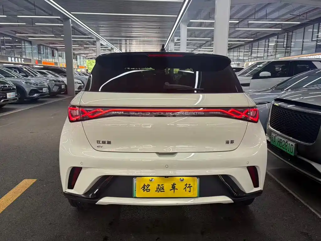 BYD Dolphin — миниатюра 5