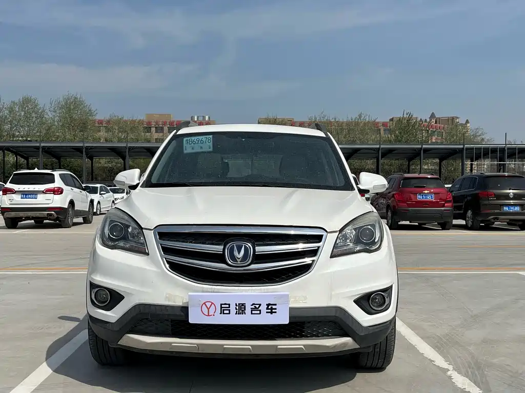 Changan CS35 — миниатюра 2