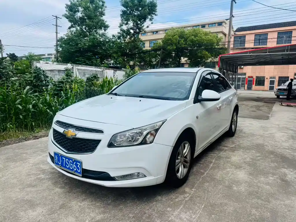 Купить Chevrolet Cruze