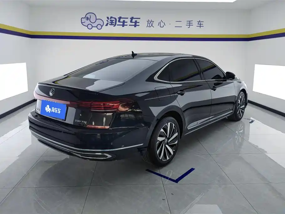 Volkswagen Passat 2023 330TSI Elite