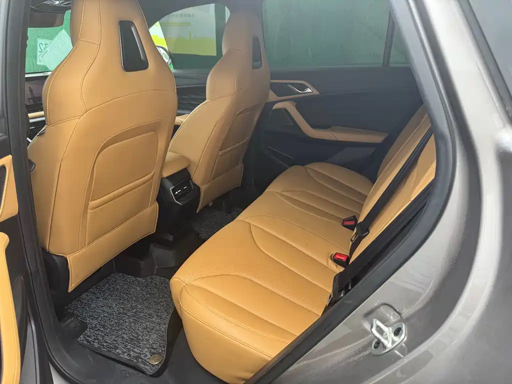 Roewe RX5 — миниатюра 5