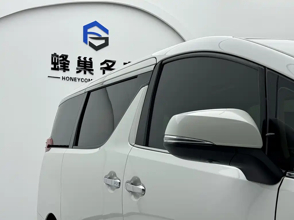 Toyota Alphard 2021 2.5L Luxury