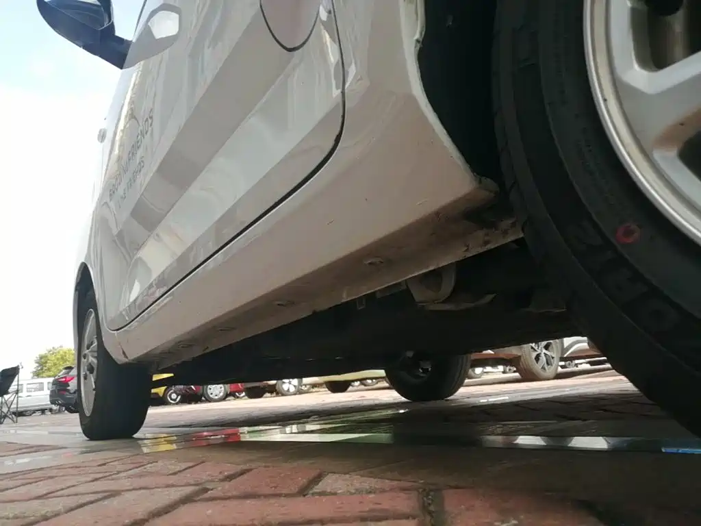 Wuling MINIEV — миниатюра 22