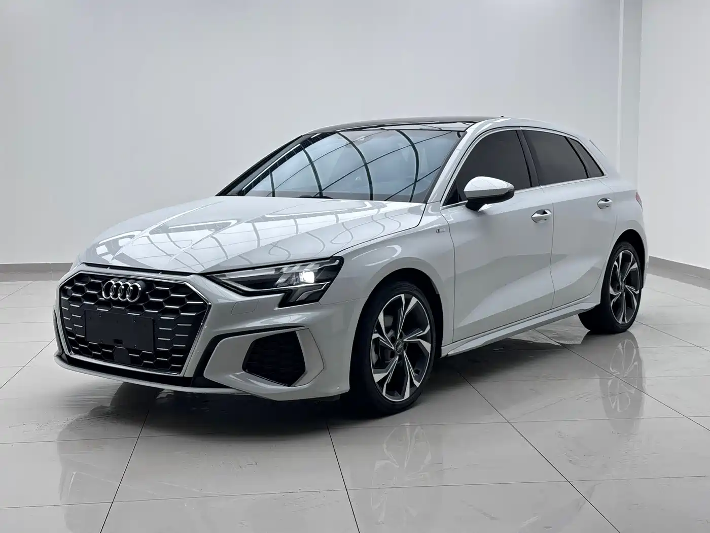奥迪A3 2022款 Sportback 35 TFSI 时尚运动型 2022