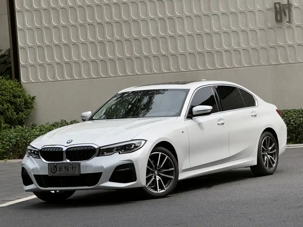 BMW 3 Series 2021