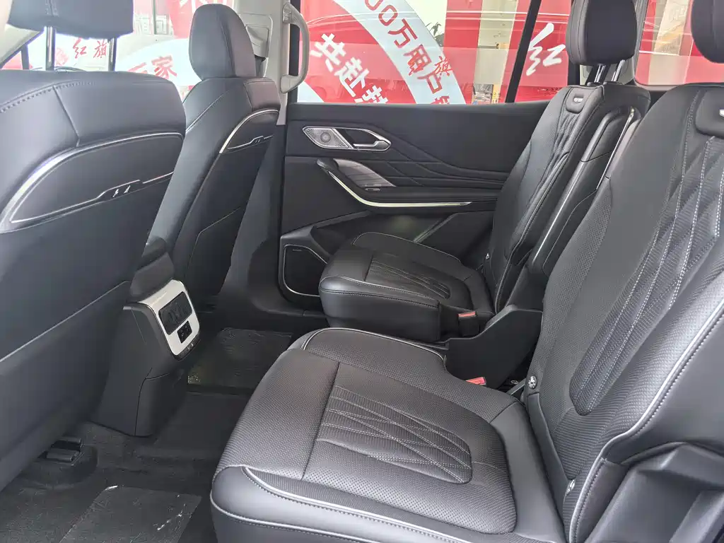 Hongqi HONGQI HS7 PHEV