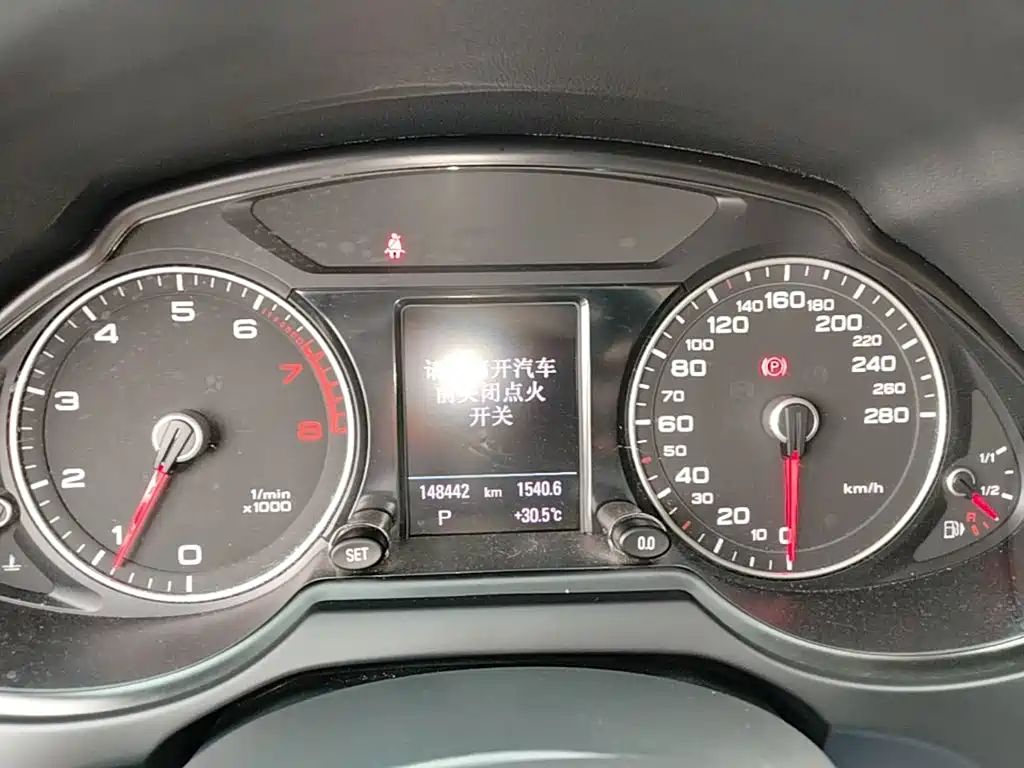 Audi Q5 — миниатюра 12