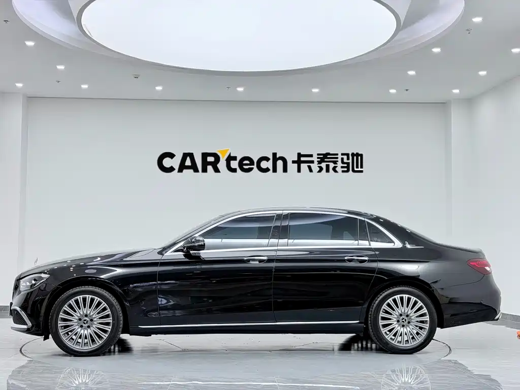 Mercedes-Benz E-Class — миниатюра 4