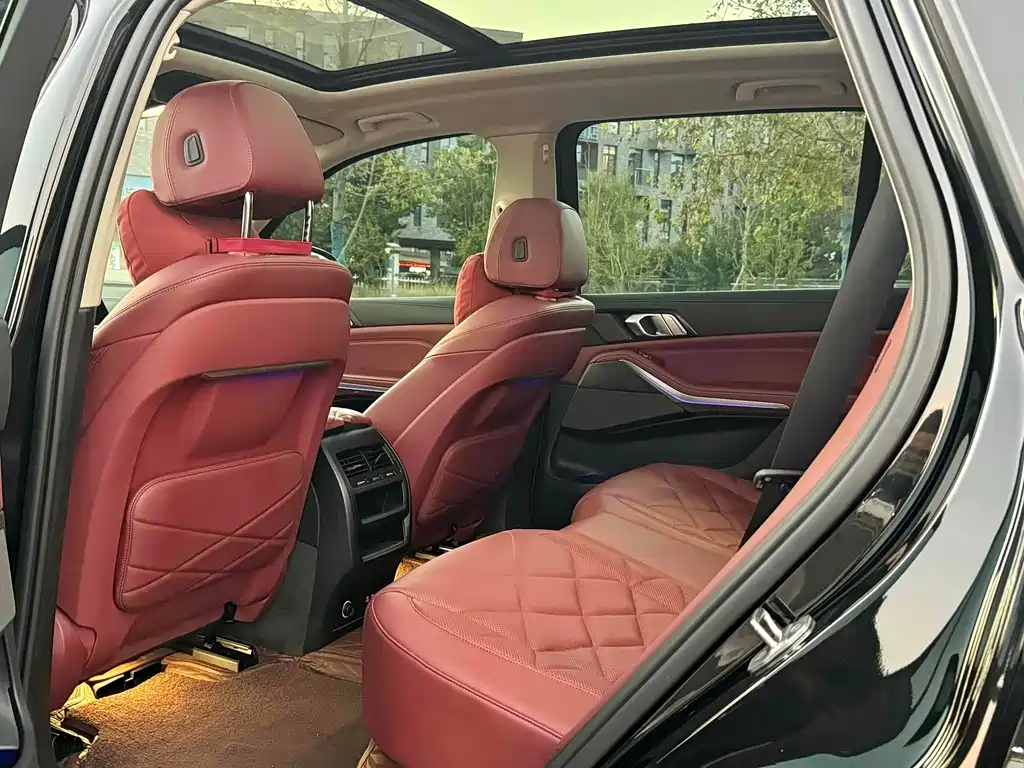 BMW X5 2022 xDrive 30Li M Sport