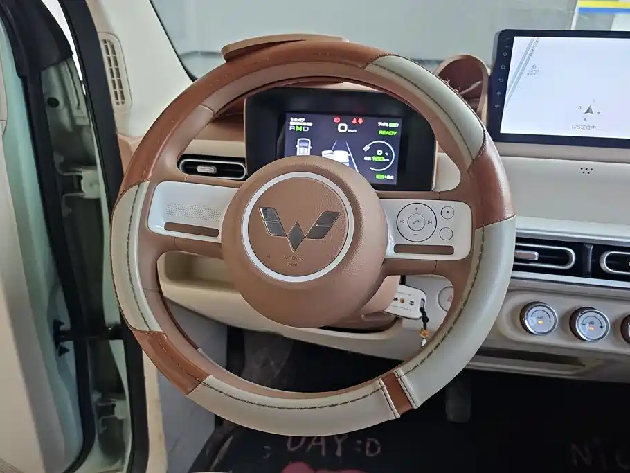 Wuling MINIEV — миниатюра 15