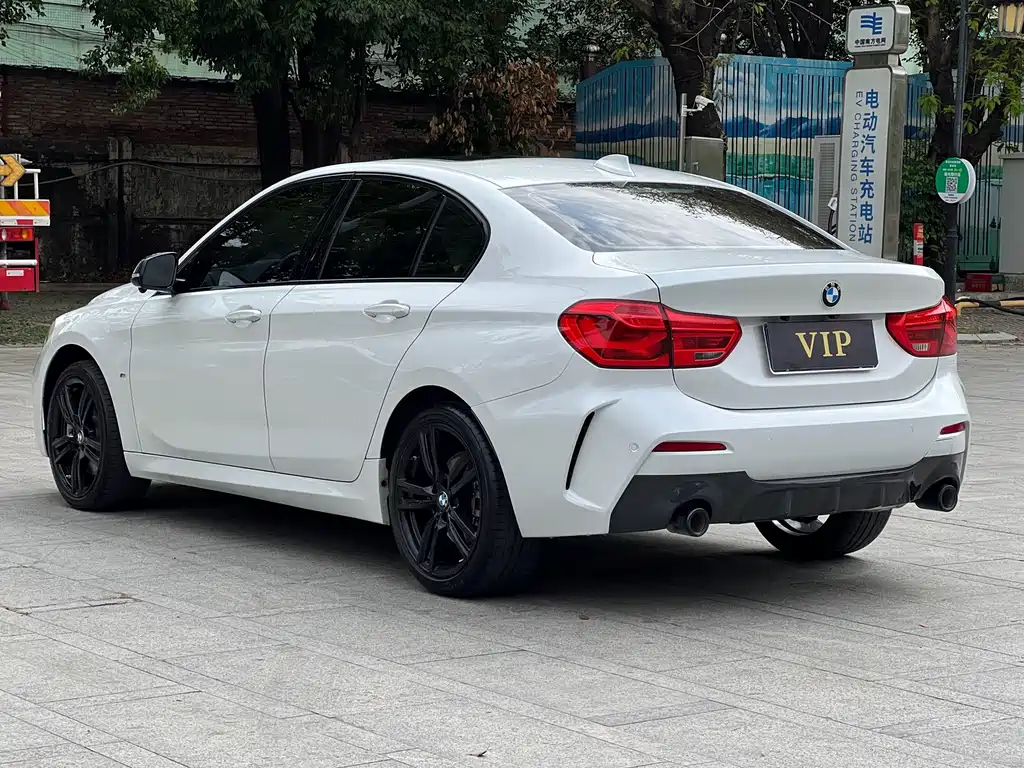 BMW 1 Series — миниатюра 17