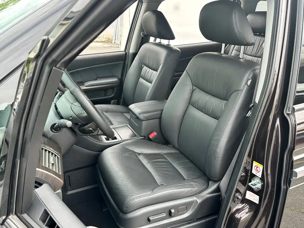 Honda Elysion 2015 2.4L VTi-S Luxury