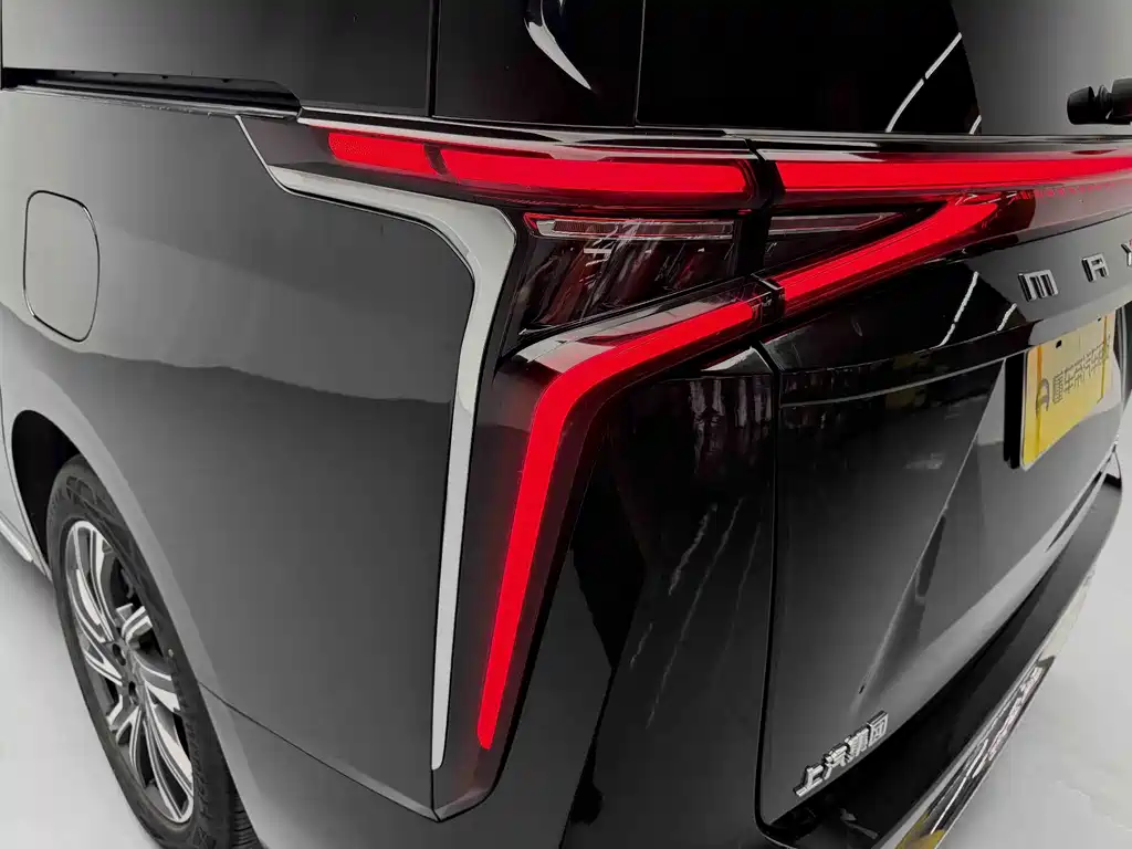 MAXUS G90 — миниатюра 16