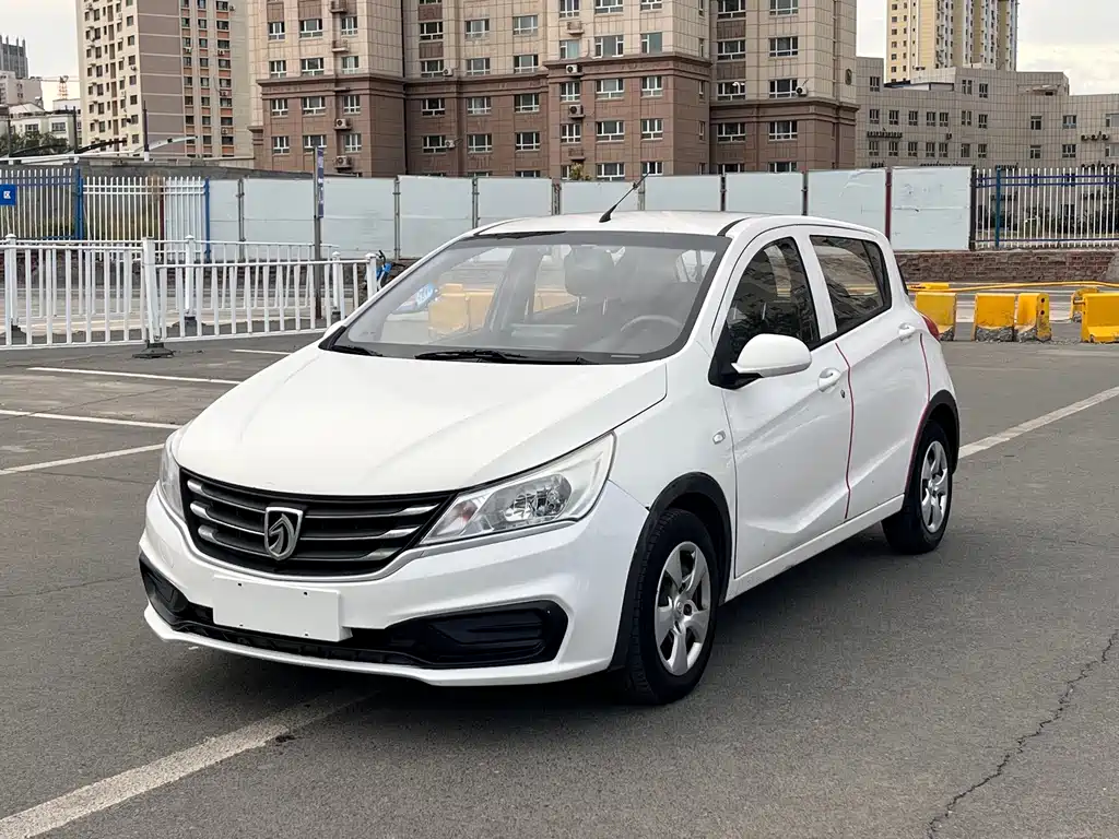 Baojun 310 — миниатюра 3