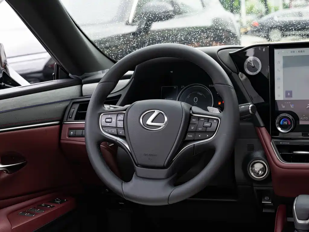 Lexus ES — миниатюра 14