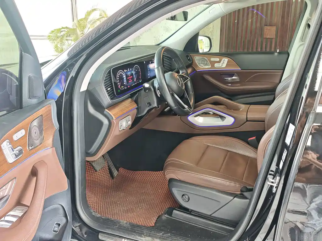 Mercedes-Benz GLE (Import) — миниатюра 11