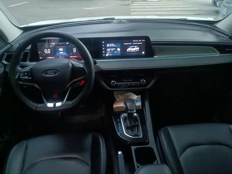 Ford Escort — миниатюра 12