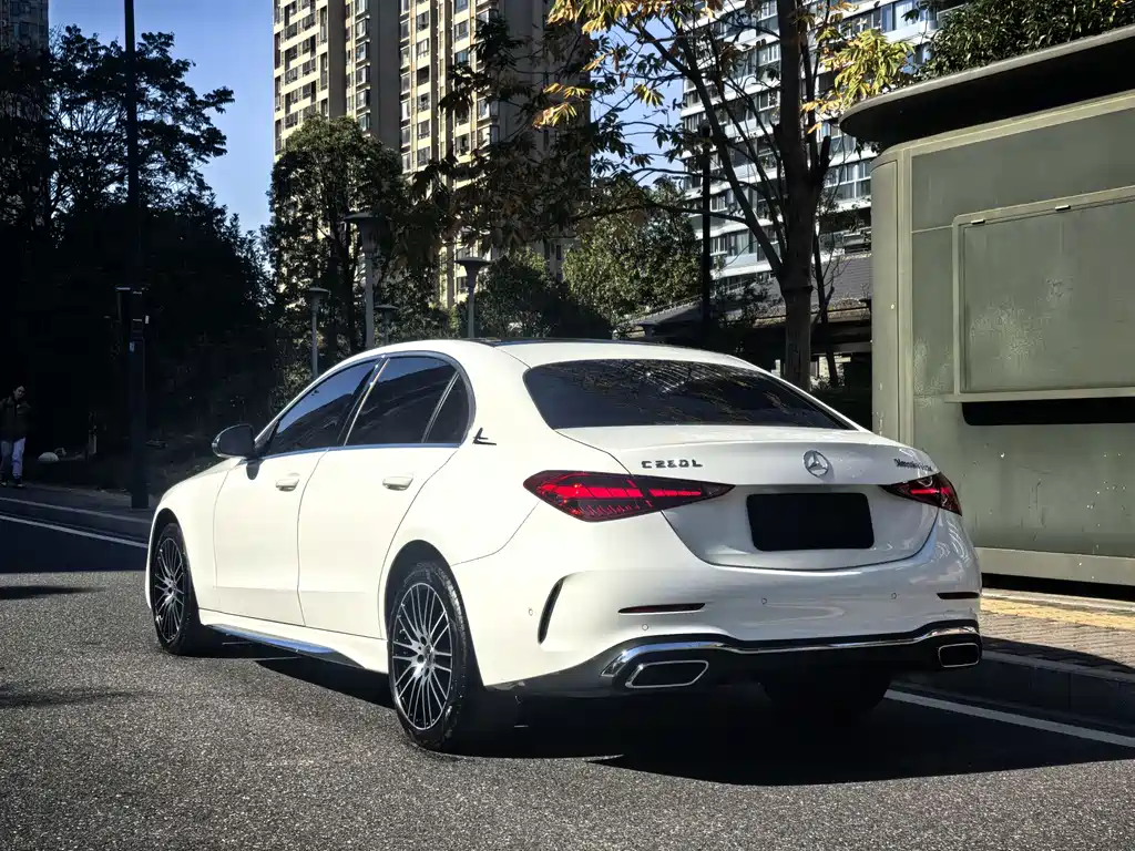 MERCEDES-BENZ C CLASS