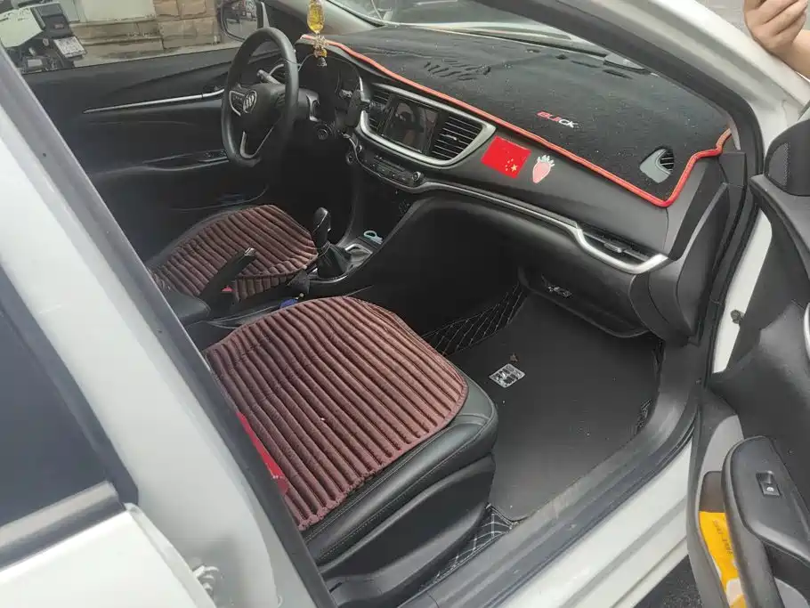 Buick Excelle — миниатюра 8