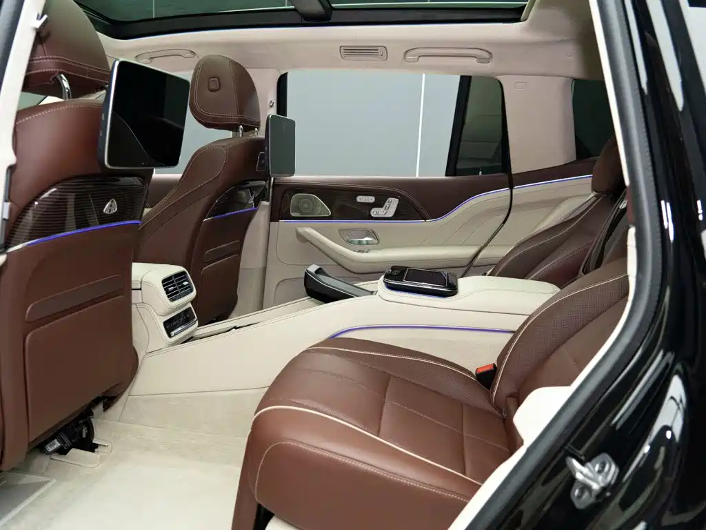 Mercedes-Benz GLS — миниатюра 10