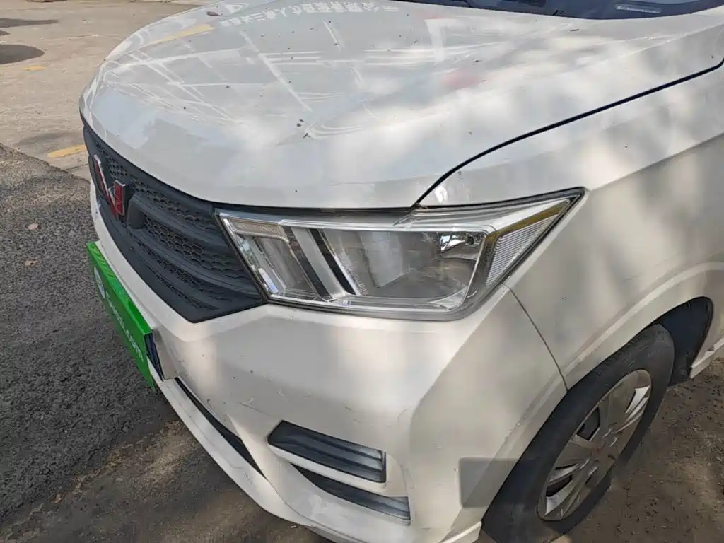 Wuling Hongguang — миниатюра 24