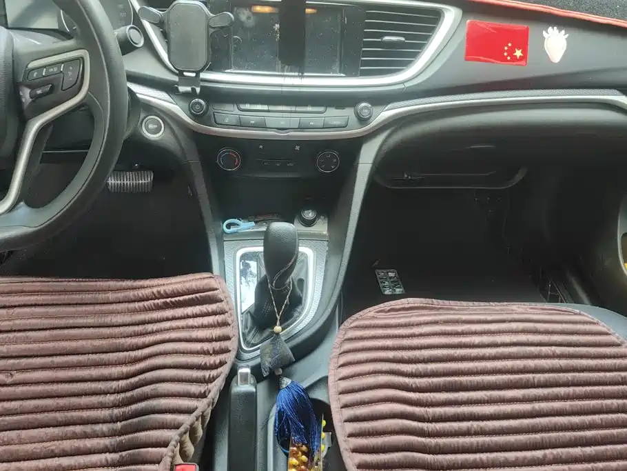 Buick Excelle — миниатюра 16