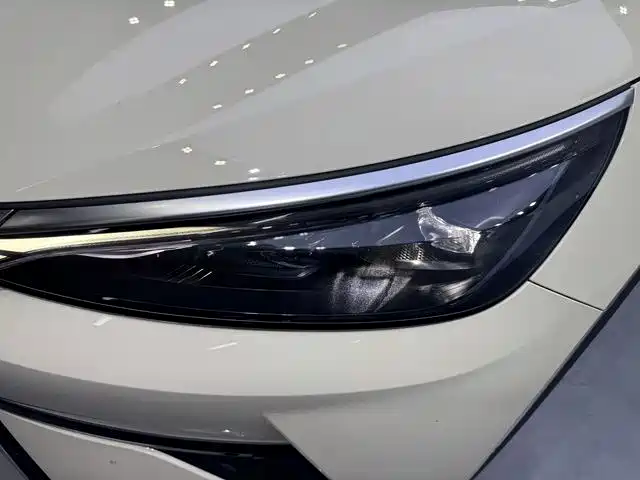BYD Yuan Plus — миниатюра 16