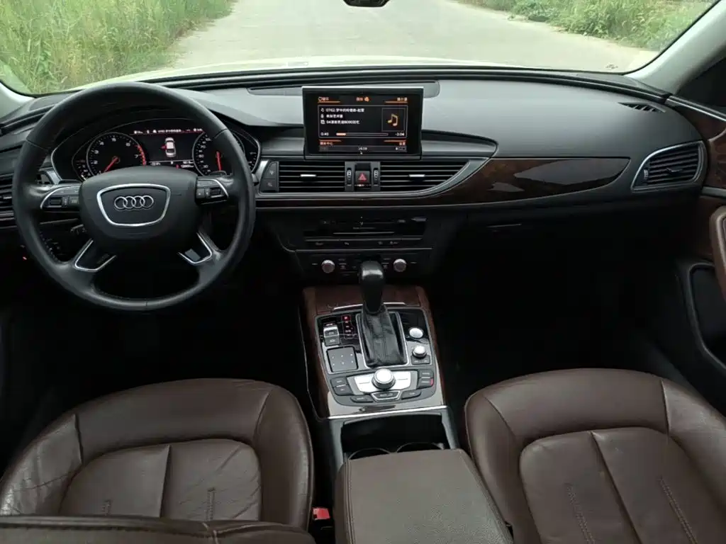 Audi A6L — миниатюра 10