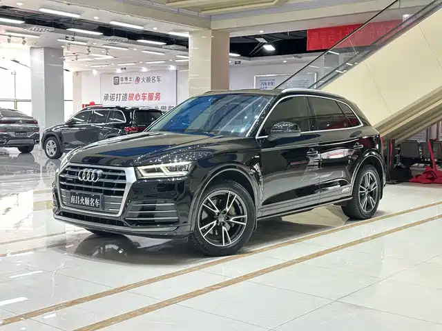 AUDI  Q5L