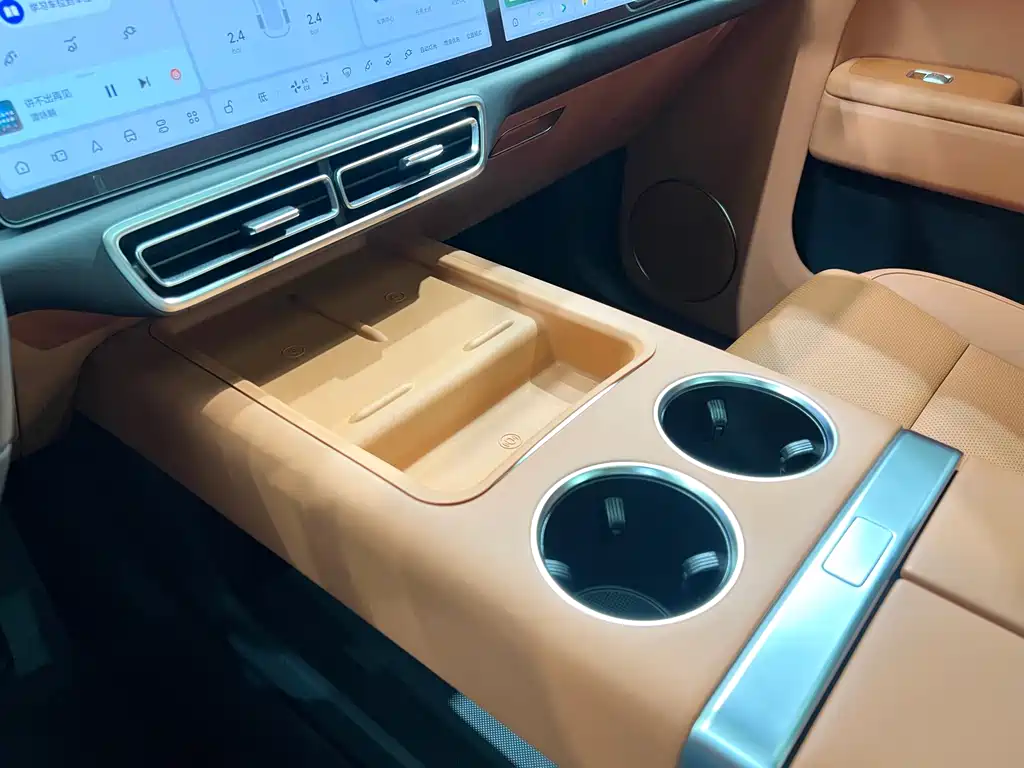 Li Auto Li L9 — миниатюра 17