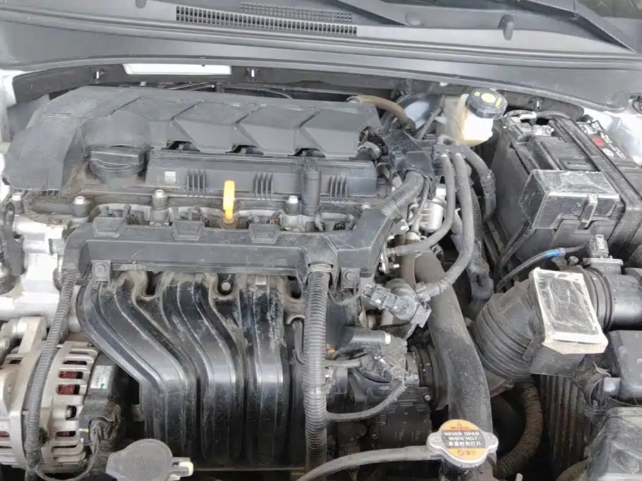 Hyundai Elantra — миниатюра 10