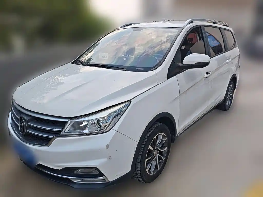Baojun 730 — миниатюра 2