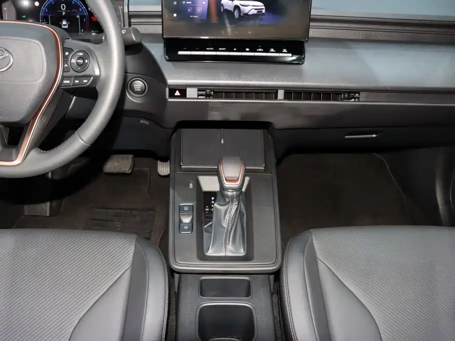 Toyota Frontlander — миниатюра 15