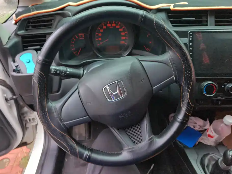 Honda Fit — миниатюра 15