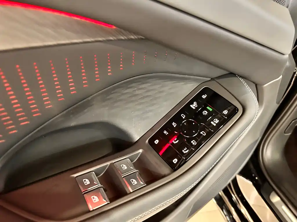 Audi A6L 2026 2.0T