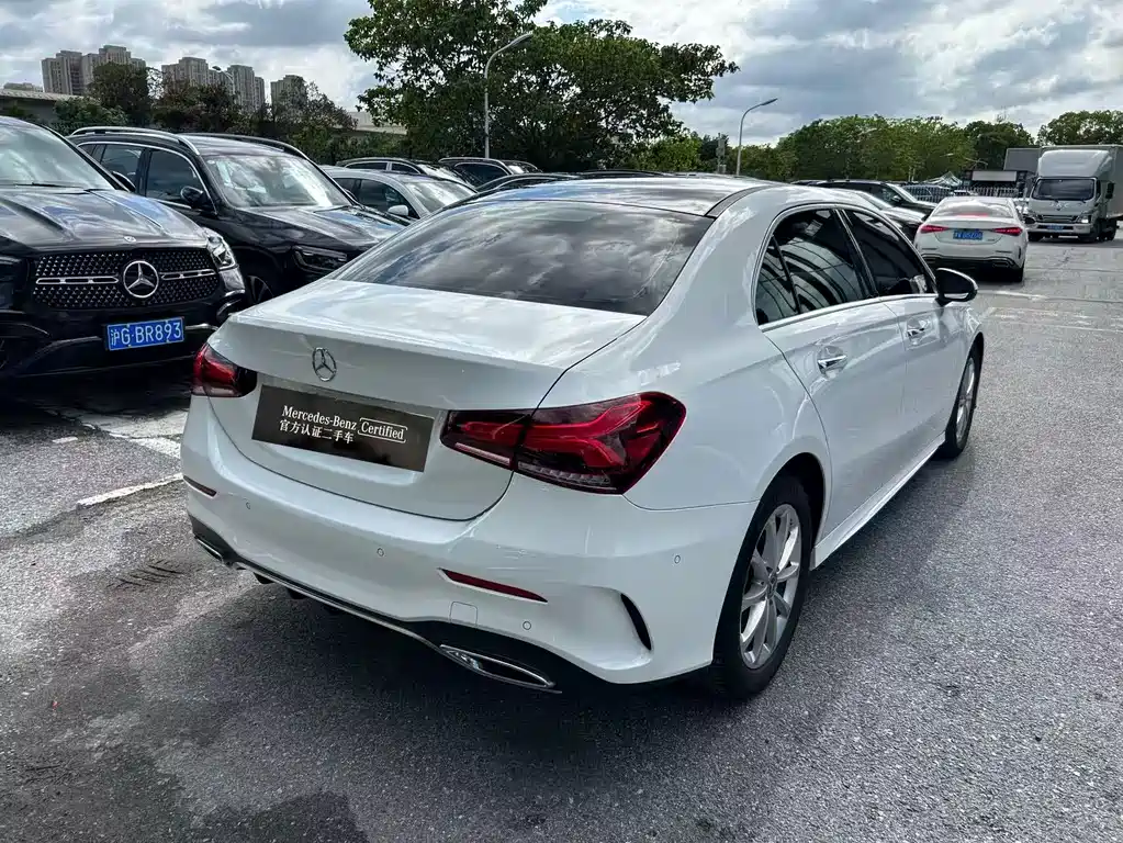 Mercedes-Benz A-Class — миниатюра 8