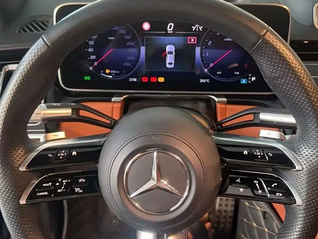 Mercedes-Benz S-Class — миниатюра 7