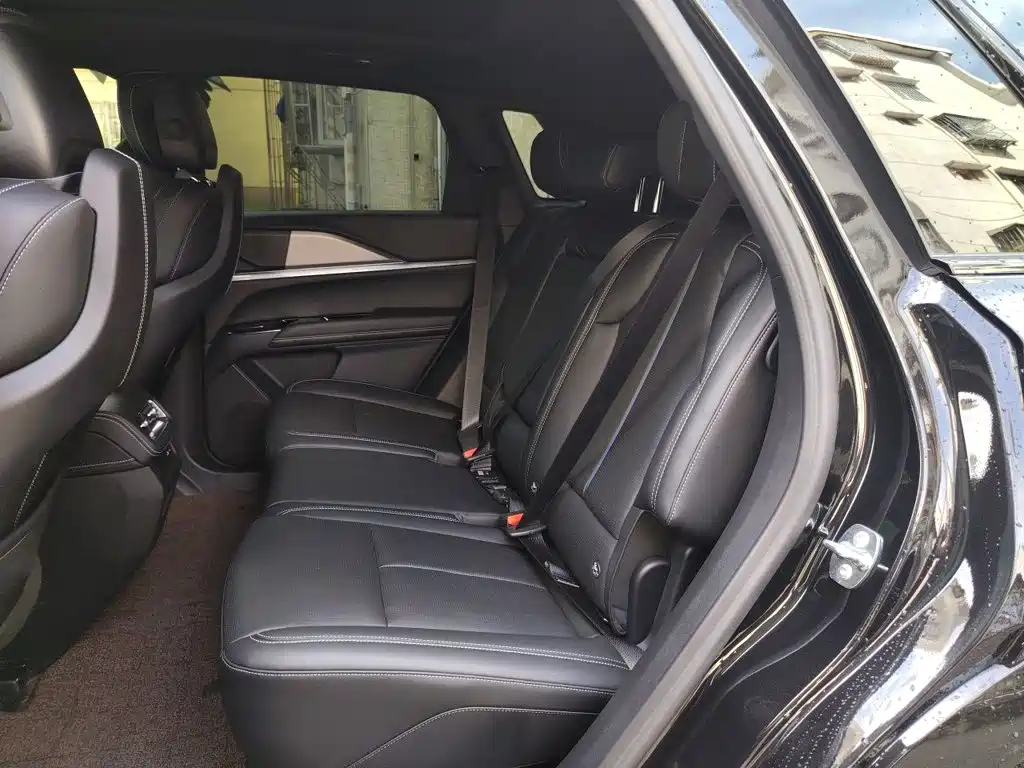 Cadillac XT5 — миниатюра 15