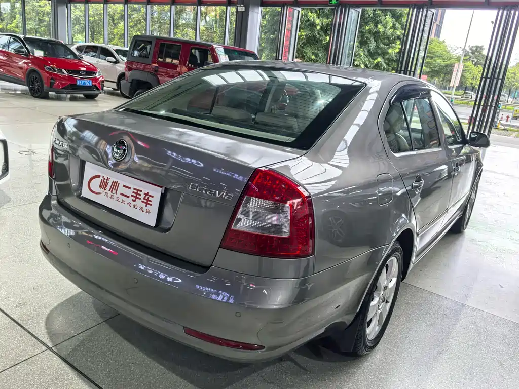 Skoda Octavia — миниатюра 4