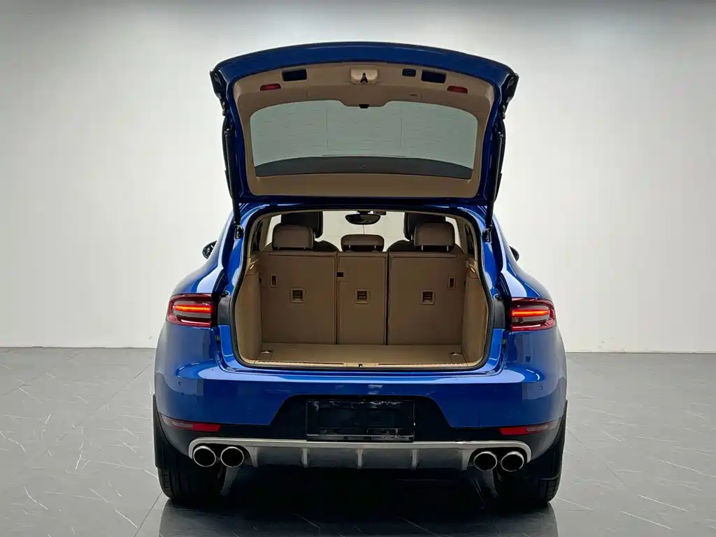 Porsche Macan — миниатюра 11